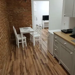  Apartament 2 Z Prywatnymi łazienkami Centrum Polska